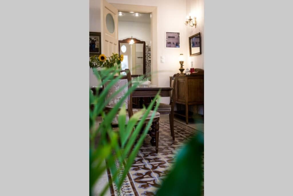 Neoclassical Flat With 2 Bedrooms In Πειραιάς Εξωτερικό φωτογραφία