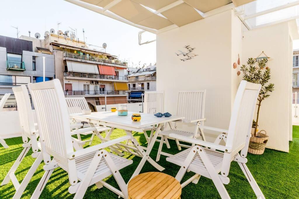 Neoclassical Flat With 2 Bedrooms In Πειραιάς Εξωτερικό φωτογραφία